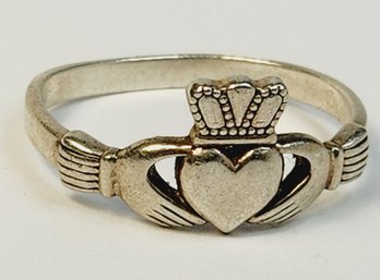 Vintage Sterling Silver Irish Claddagh Ring