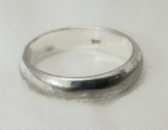 Vintage Sterling Silver Size 5 Wedding Band ~ 3.18 Grams