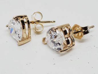 Vintage Pair Of 14K Yellow Gold & CZ Stud Earrings (Bag E)