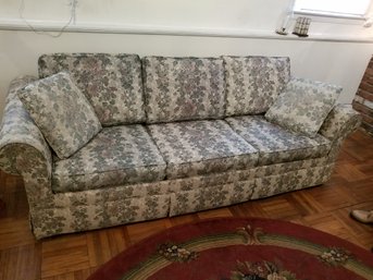 Queen Sleeper Sofa - 90' X 34' X 31'H