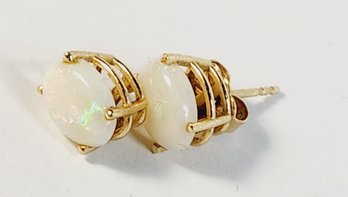 Wow...Vintage 14k Yellow Gold OPAL Stone Earrings