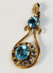 Vintage Gold Tone Blue Stone Pendant