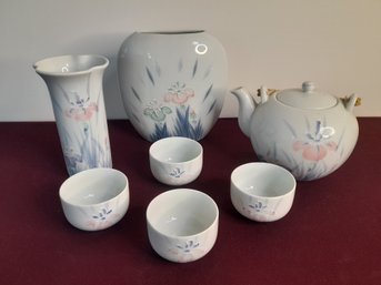 Pier 1 Tea Set And Vase Lot