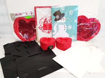 NEW Mixed Assortment Of All Occasion Gift Bags, Holiday Boxes & Valentines Day Themed Decor