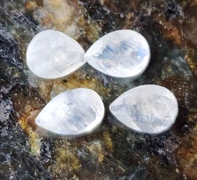 4 Rainbow Moonstone