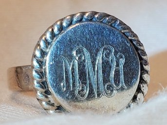 Vintage Sterling Silver Heavy Size 8 Monogrammed Ring ~ 5.52 Grams