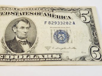 W0W......1953 $5 Dollar Blue Seal Silver Certificate  Bill / Note