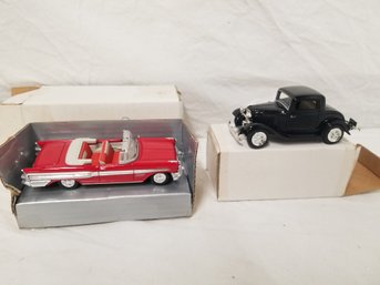 1958 Pontiac Bonneville And 1932 Ford Roadster Coupe Diecast 1:43