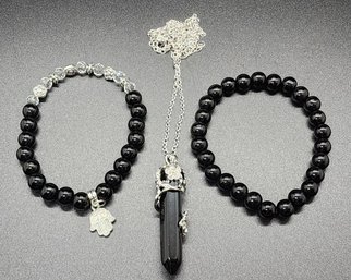 Black Agate Pendant & 2 Beaded Stretch Bracelets In Silvertone With Stainless Necklace