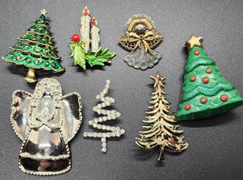 Lot Of Vintage Christmas Brooches