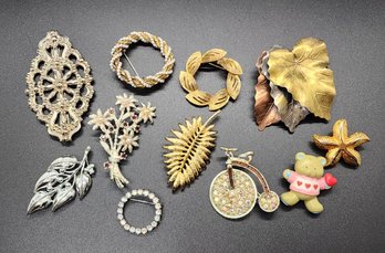 Nice Lot Of Vintage Brooches