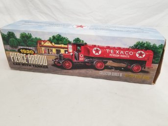 ERTL TEXACO 1920 PIERCE ARROW TANKER TRUCK 1700U