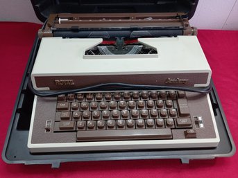 Royal Academy Typewriter