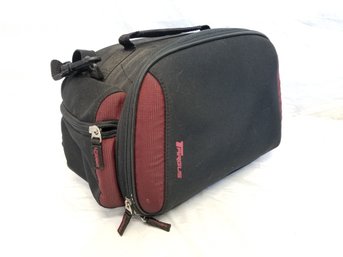 Targus DSEV100B Camera & Video Case With Removable Shoulder Strap