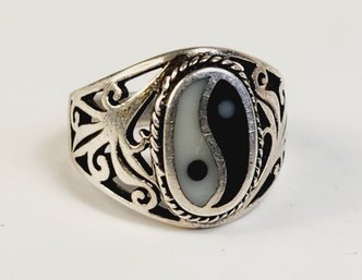 Filigree Carved  Sterling Silver Yin Yang Stone Ring