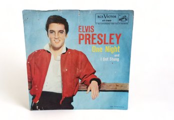 Elvis Presley RCA Victor 45 Rpm One Night ~ I Got Stung Record