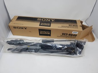 New Sony Camera Tripod - Listed For Handycam