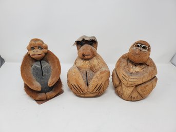 Trio Of Coconut Monkey Art - Vintage Tourist Souveniers