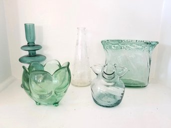 Great Selection Of Five Vintage Miniature Handblown Vases
