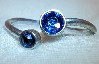 Sterling Silver Size 8-9 Expandable Ring With Stunning Blue Stones