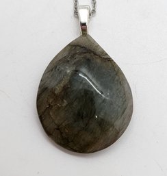 Stainless Steel Necklace With Labradorite Pendant