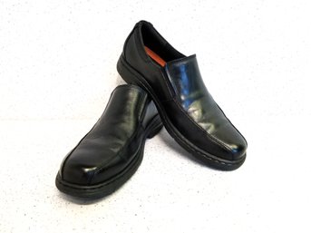 Men's Battery Park Service Black Leather Slip-On Shoe Size 10B