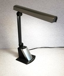 Panasonic Fluorescent Inverter Desk  Lamp Model SQT917S601