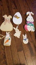 Assorted Easter Decor