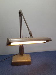Dazer Floating Light Fixture