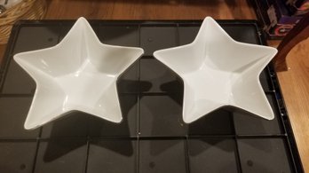 Set Of 2 - White Star Serving Bowls