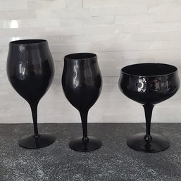 Wine And Cordial Glass Set In Midnight Black