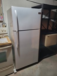 Hotpoint Refrigerator / Freezer. Tested & Working