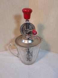 Vintage Crank Mechanical Kitchen Egg Beater