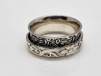 Size 6 Spinner Ring In Sterling
