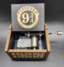 Brand New Harry Potter Platform 9 3/4 Music Box