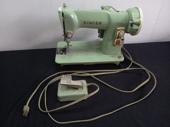 Vintage Green Singer Sewing Machine