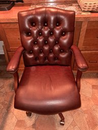 Handsome And Impressive Leather Rolling Office Executive Chair