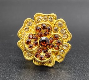 Vintage Floral Ring In Gold Tone