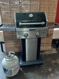 Kitchen Aid Gas Grill With Tank