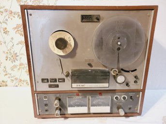 Vintage TEAC Model A-4010S Reel To Reel Stereo Recorder Player