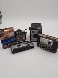 Lot Of 4 Vintage Cameras