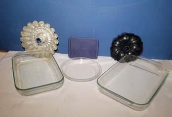Baking Group.  Authentic Bundt Pan, And Pyrex.  All That You See. - - - - - - - - - - - - - - - -Loc: Kit Rack