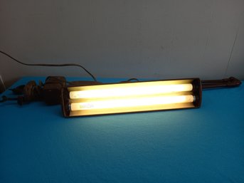 Adjustable Arm Lamp