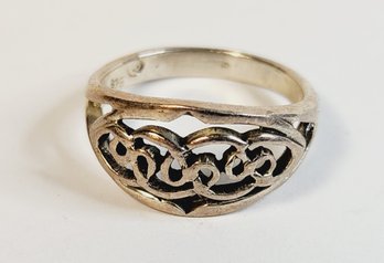 Vintage Sterling Silver Carved Design  Ring