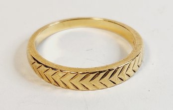 Classic Solid 14k Yellow Gold Carved Stylized  Ring