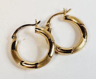 Beautiful Classic 14k Yellow Gold Hoop Earrings