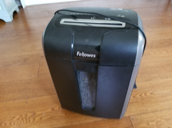 Fellowes Paper Shredder