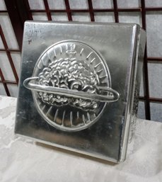 Cranium Primo Edition Board Game Collector's Silver Tin Vintage 2002