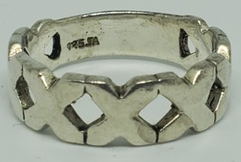 Sterling Silver Size 8 With (7) 'X's' Ring ~ 3.96 Grams