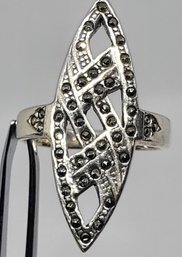 Sterling Silver Size 8 Gorgeous Large Marcasite Ring ~ 5.39 Grams